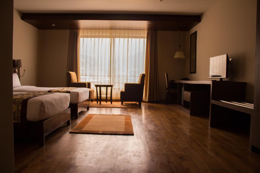Ariya Hotel Thimphu Ruang foto